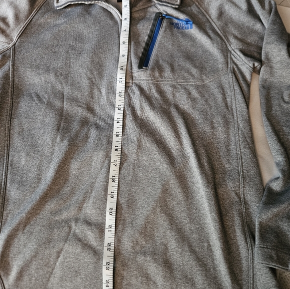 The North Face Women's sweater - Picture 13 of 14